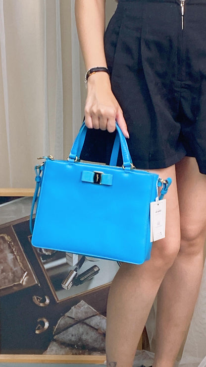 SF Lake Blue Bora Bow Tracy