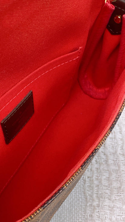 LV Damier Ebene Favourite PM