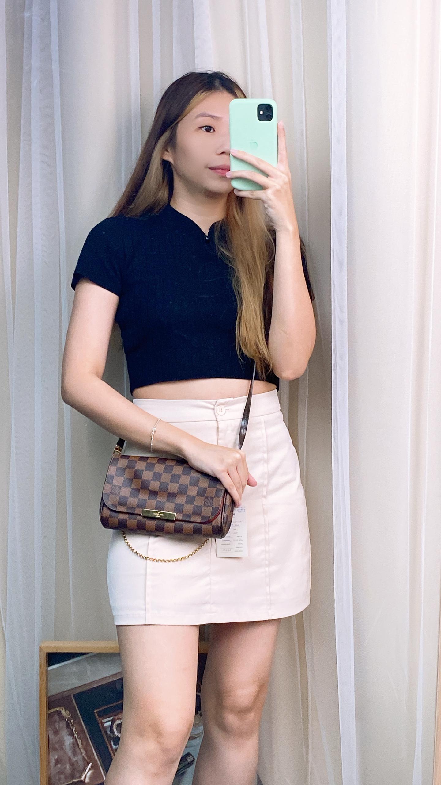 LV Damier Ebene Favourite PM