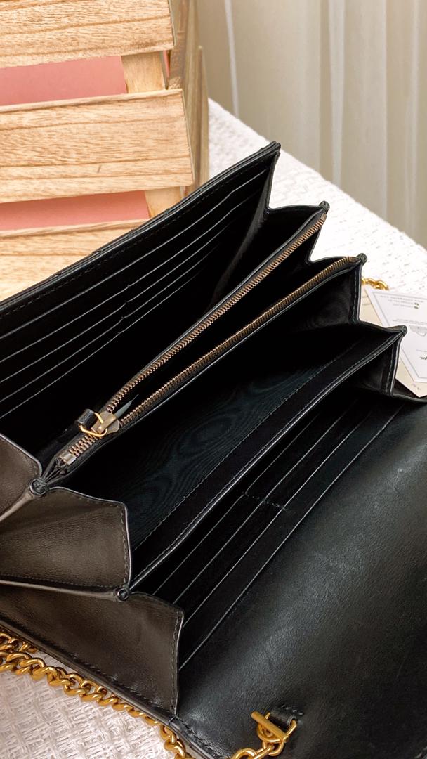 Gucci Black Marmont WOC (GHW)