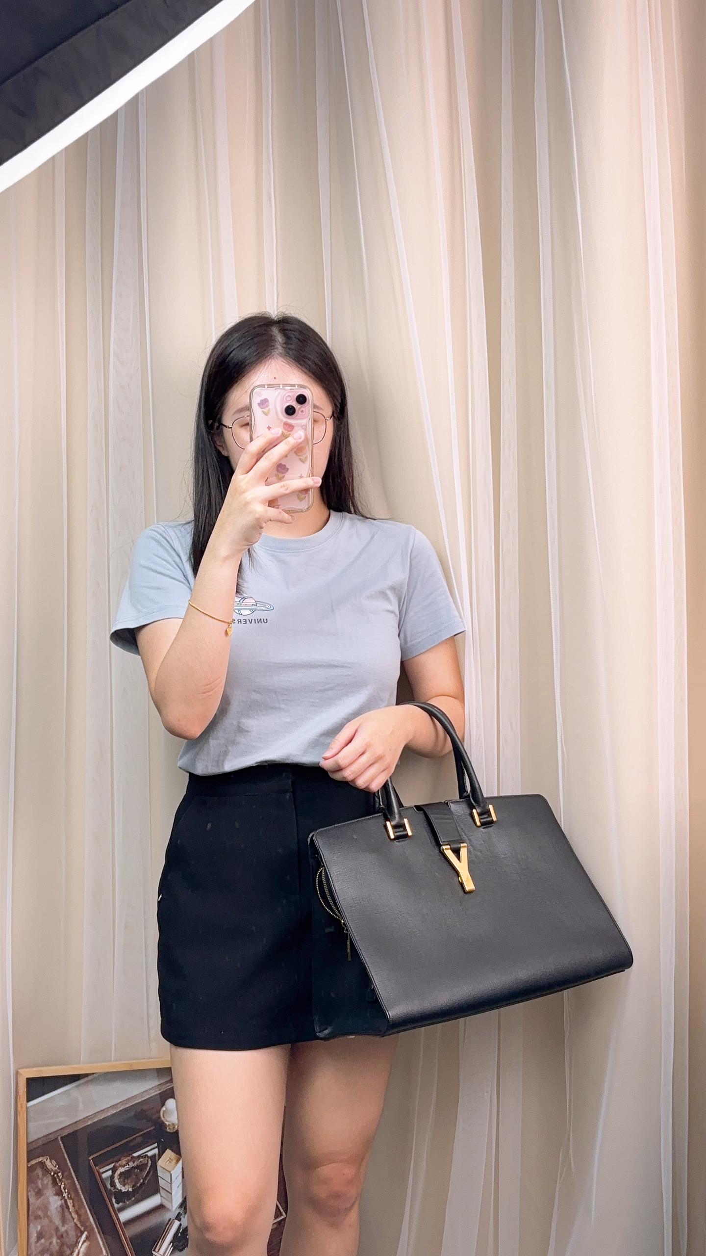 YSL Black Leather Medium Cabas Chyc Tote