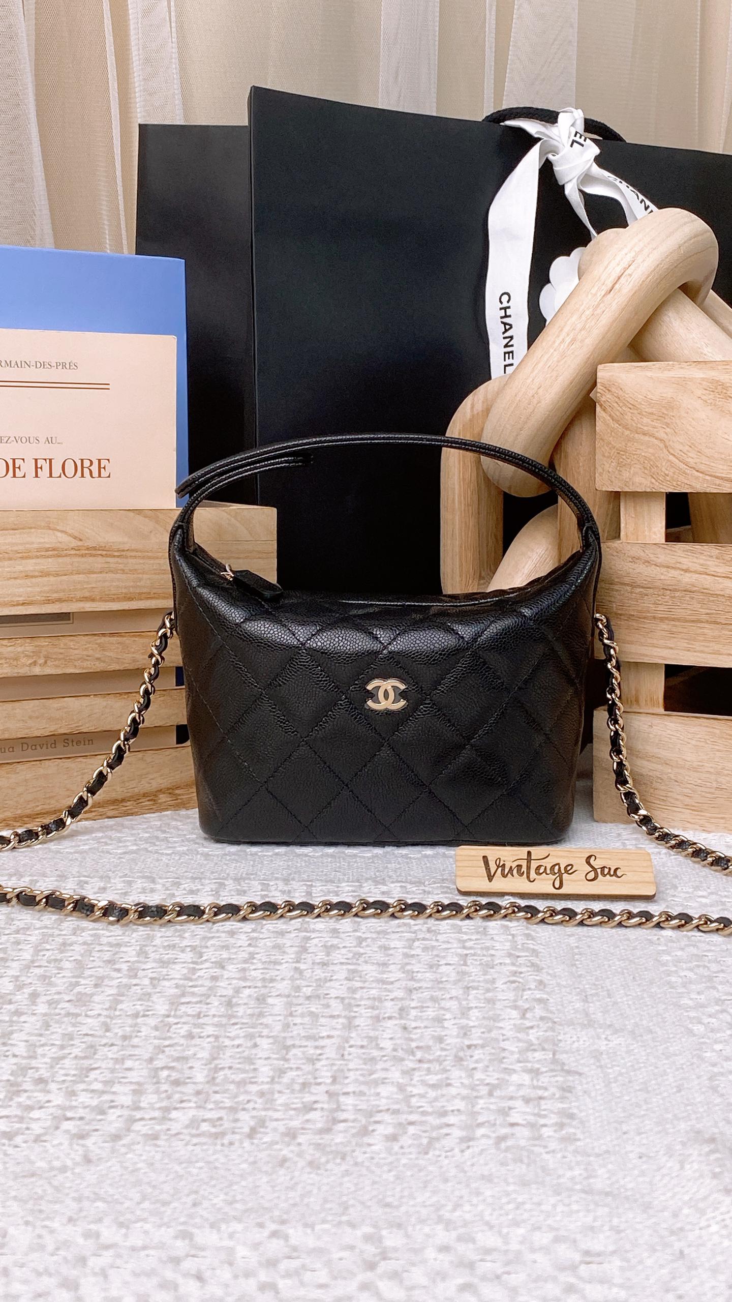 Chanel Black Caviar 25c Hobo Clutch On Chain (GHW)