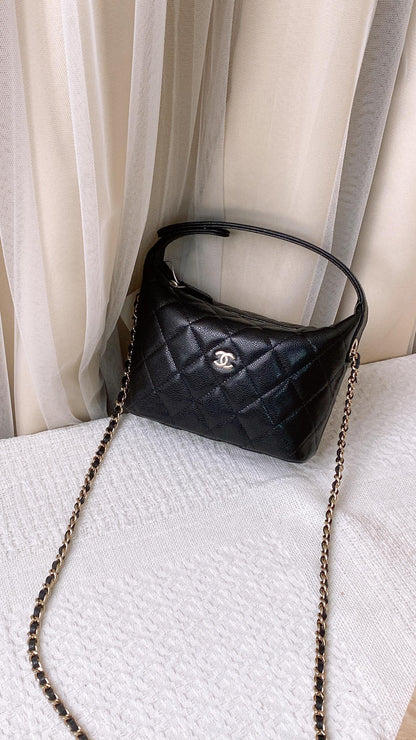 Chanel Black Caviar 25c Hobo Clutch On Chain (GHW)