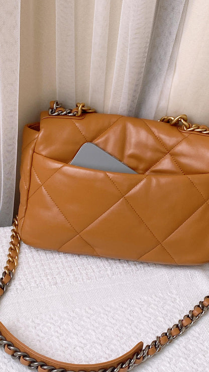 Chanel Small Caramel 19 Bag (GHW)