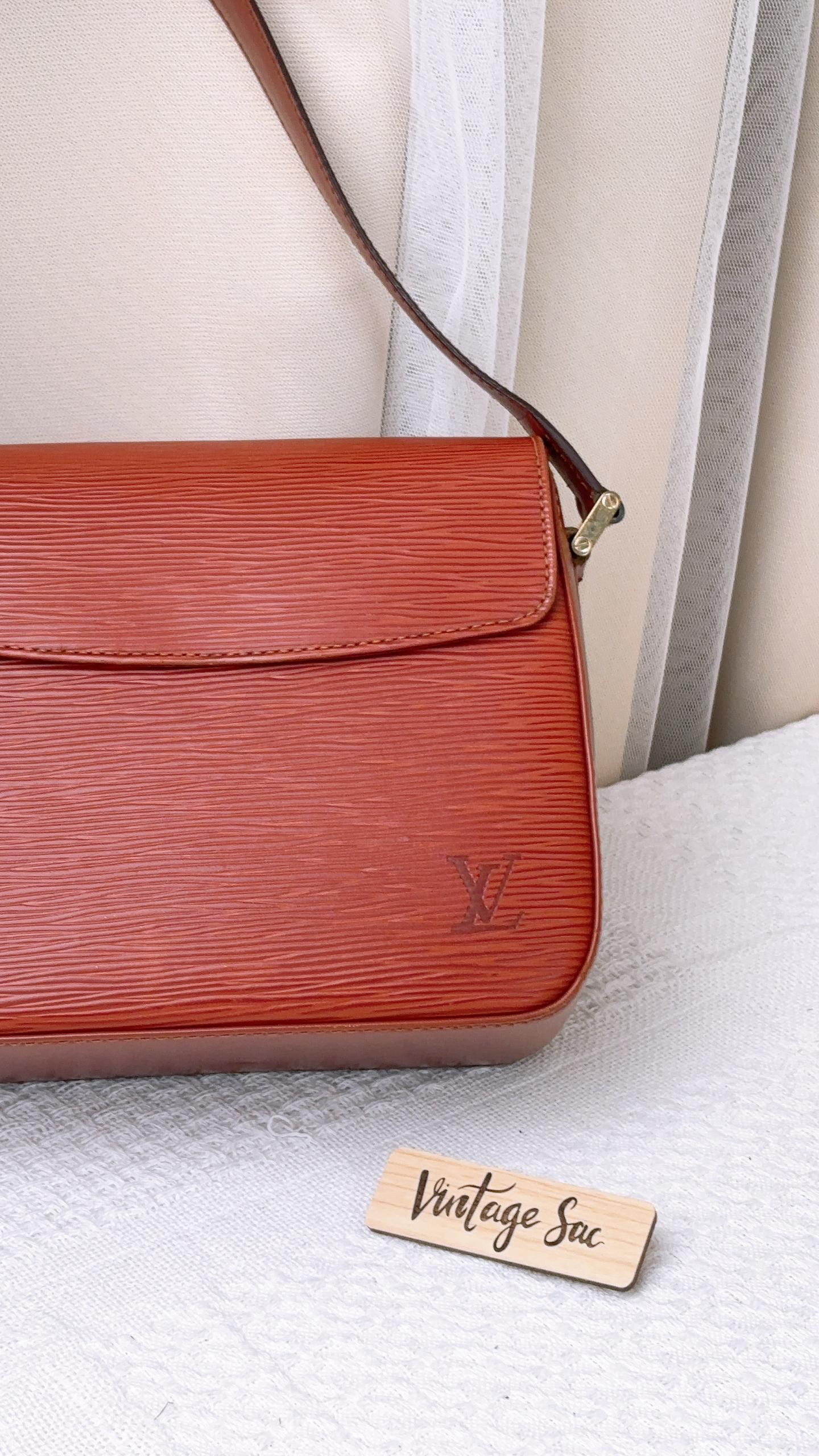 LV Brown Epi Vintage Buci Shoulder Bag