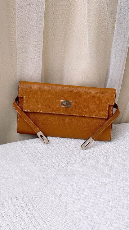 Hermes Gold Kelly Wallet Epsom (PHW)