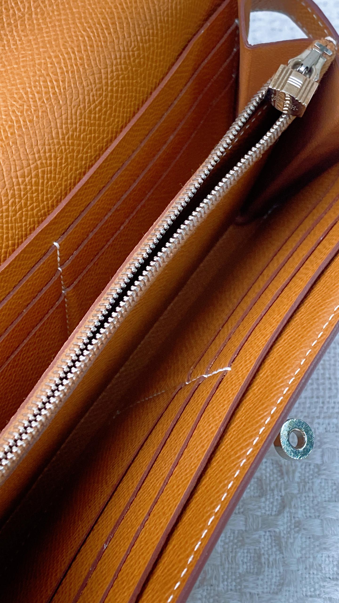 Hermes Gold Kelly Wallet Epsom (PHW)