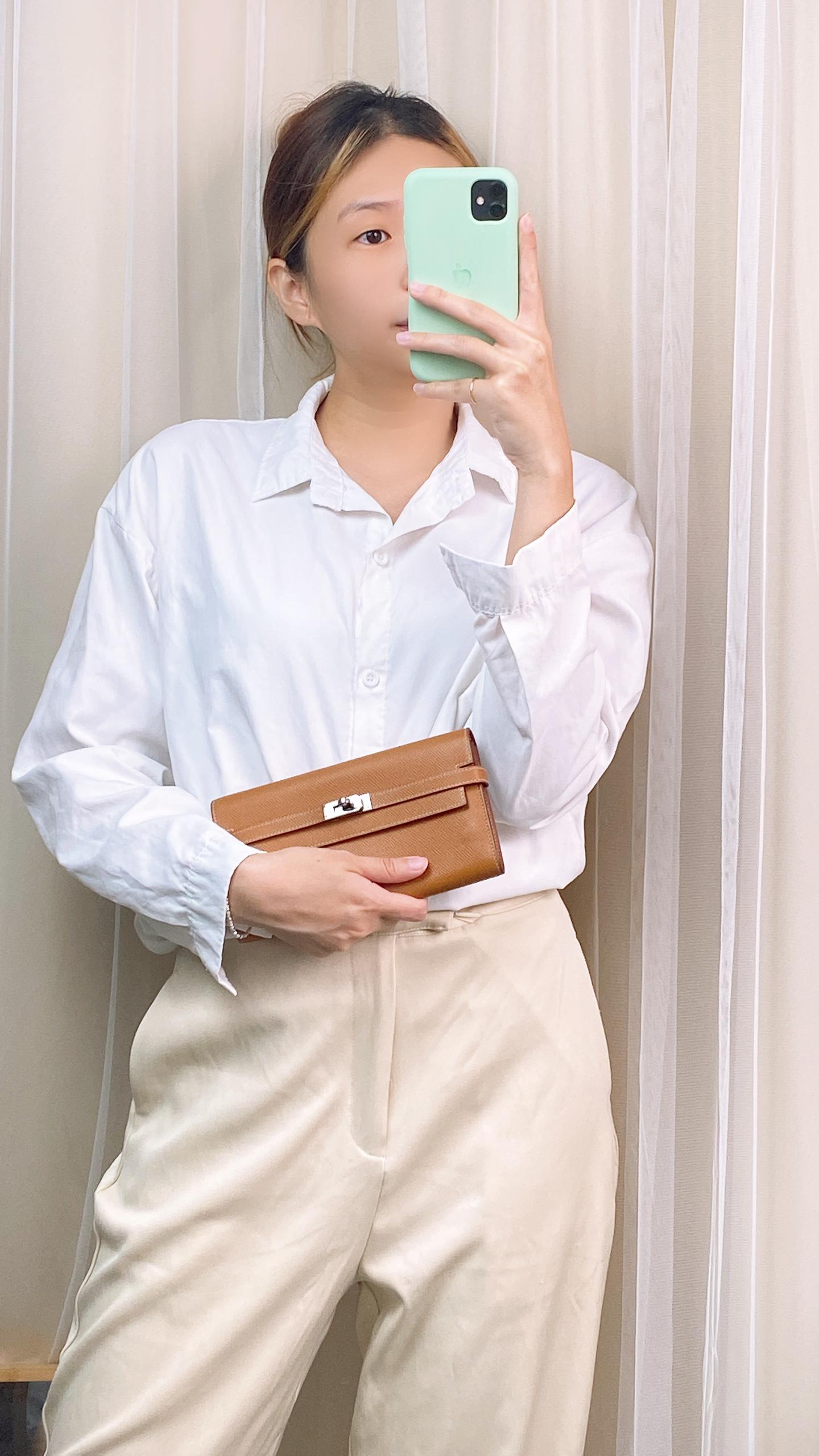 Hermes Gold Kelly Wallet Epsom (PHW)