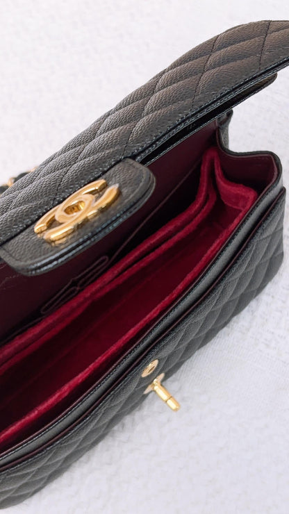 Chanel Black Caviar Medium CF (GHW)