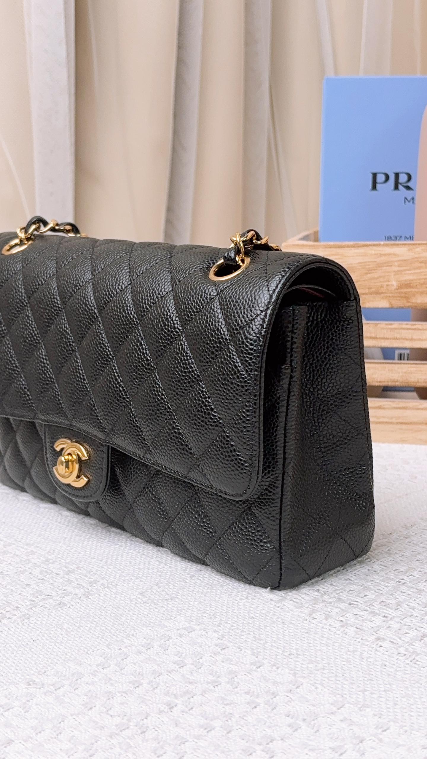 Chanel Black Caviar Medium CF (GHW)