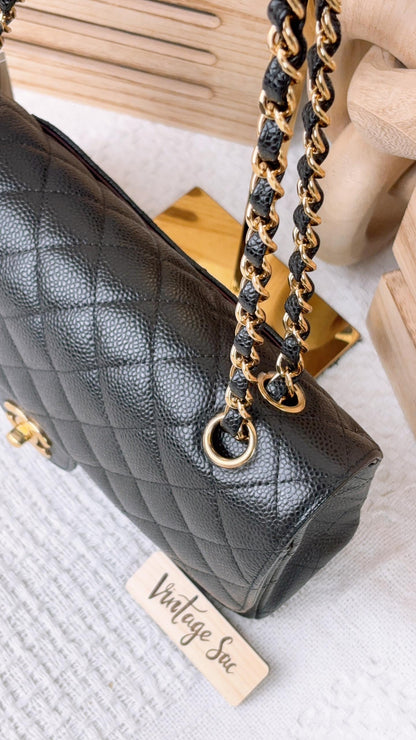Chanel Black Caviar Medium CF (GHW)