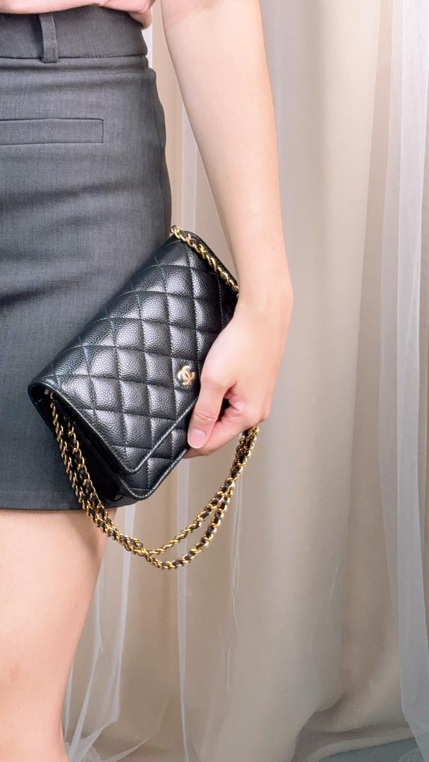 Chanel Black Caviar Classic WOC (GHW)