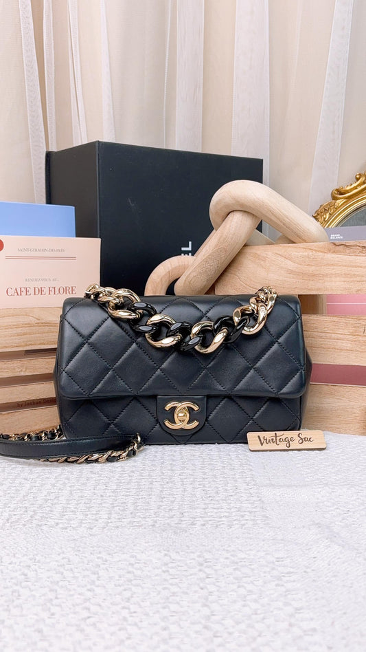 Chanel Black Lambskin Elegant Chain Flap Bag (LGHW)