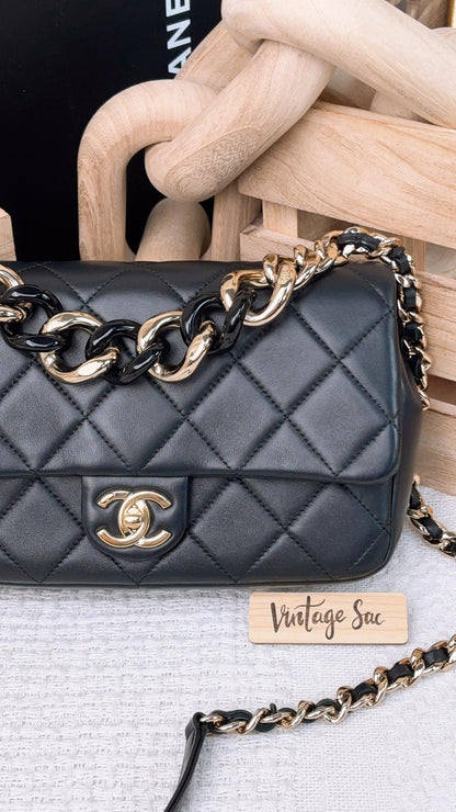 Chanel Black Lambskin Elegant Chain Flap Bag (LGHW)
