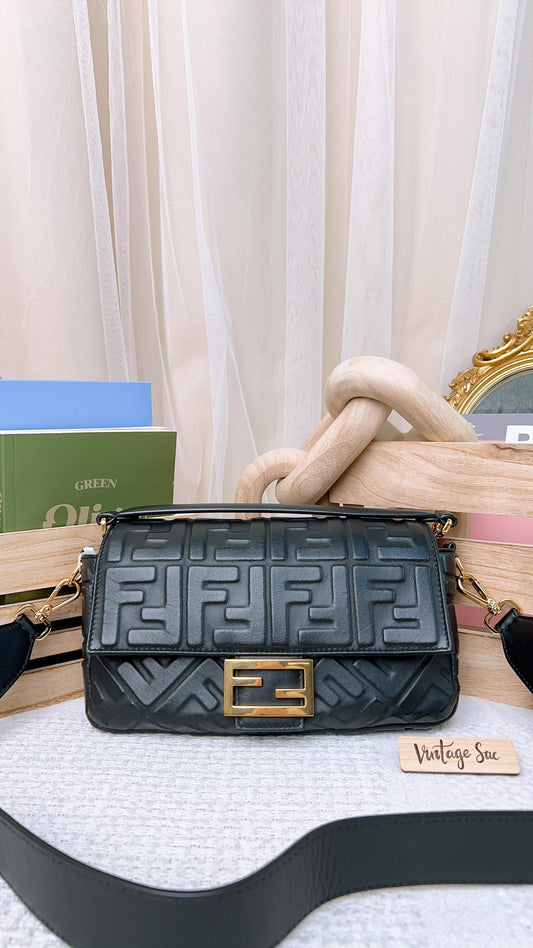 Fendi Black Medium Baguette