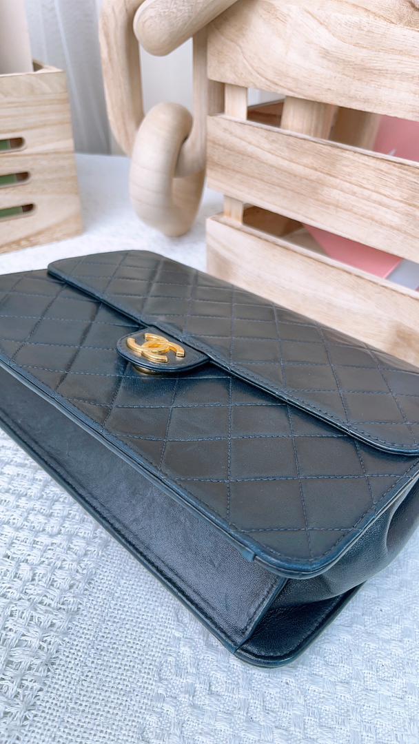 Chanel Black Lambskin Envelope Flap (GHW)