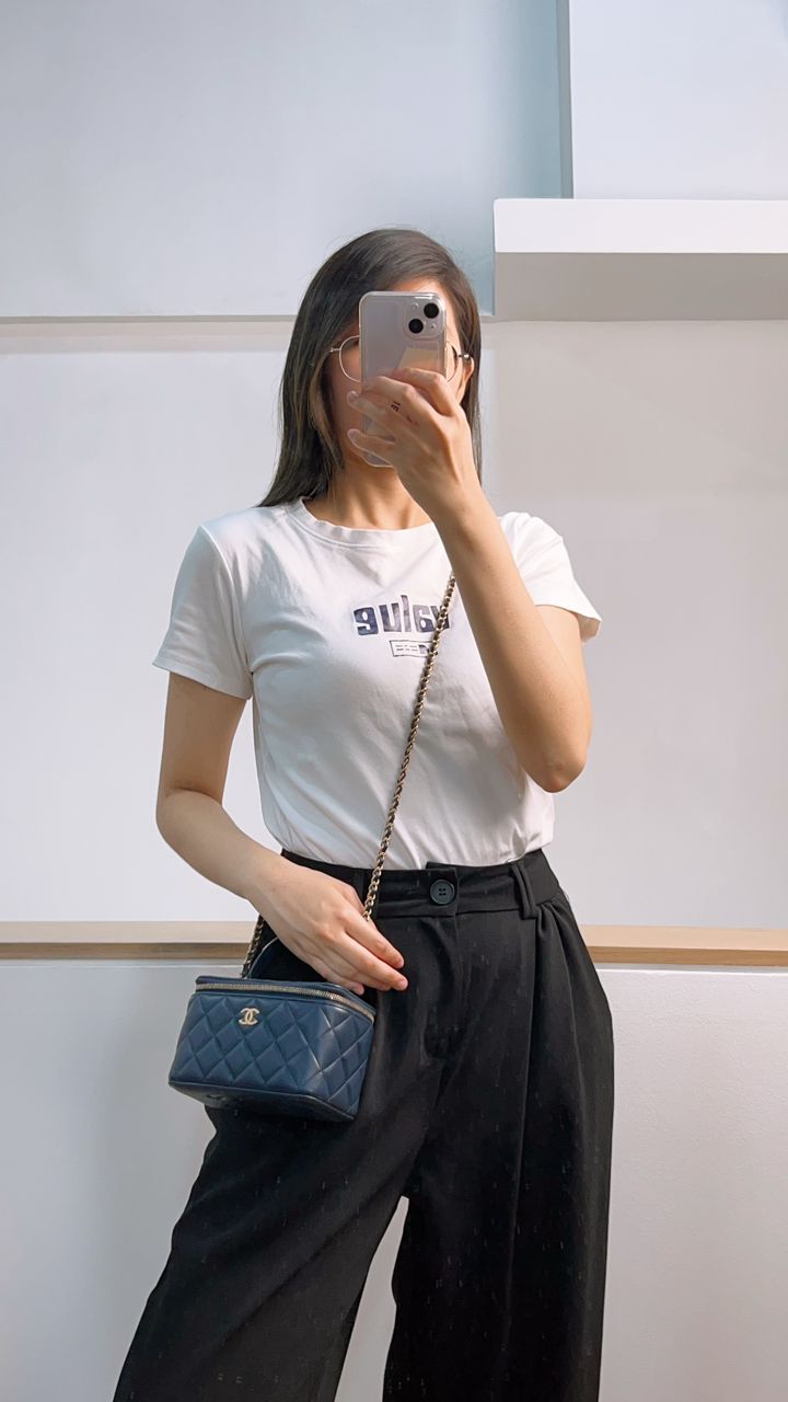 Chanel Navy Blue Lambskin Vanity with Top Handle GHW