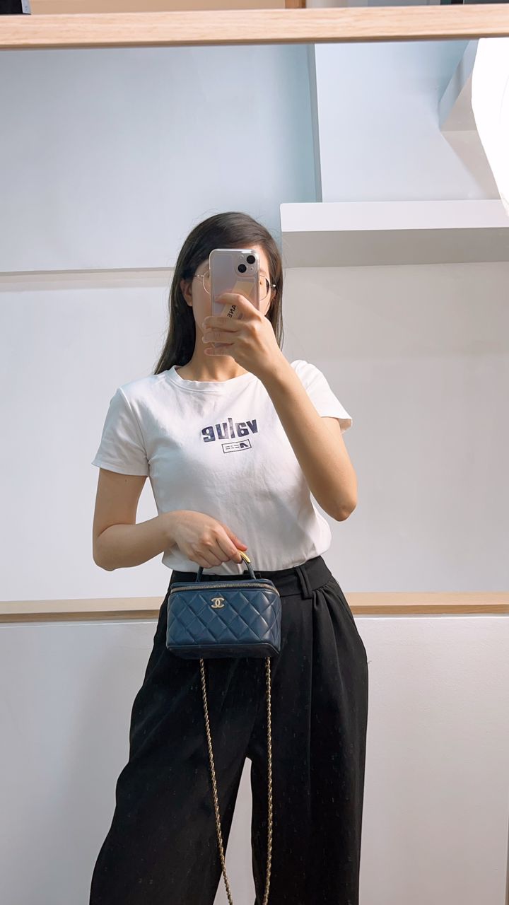 Chanel Navy Blue Lambskin Vanity with Top Handle GHW