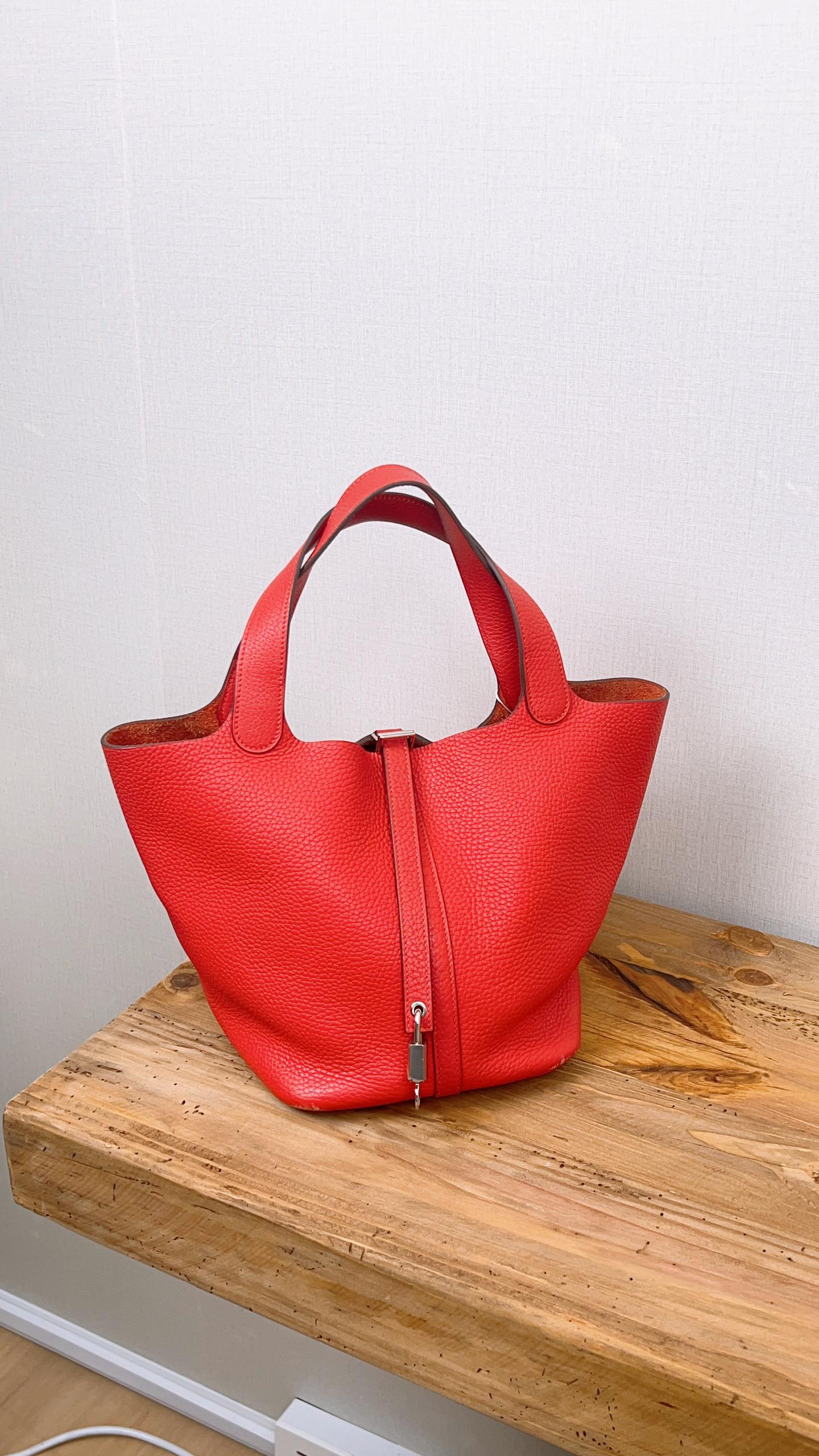 Hermes Picotin 22 in Red Clemence