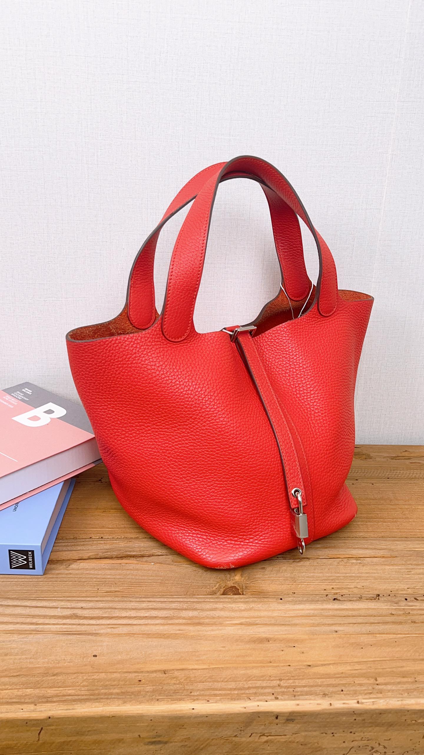 Hermes Picotin 22 in Red Clemence