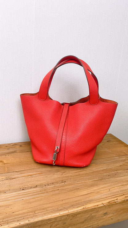 Hermes Picotin 22 in Red Clemence