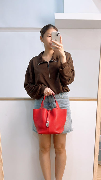 Hermes Picotin 22 in Red Clemence