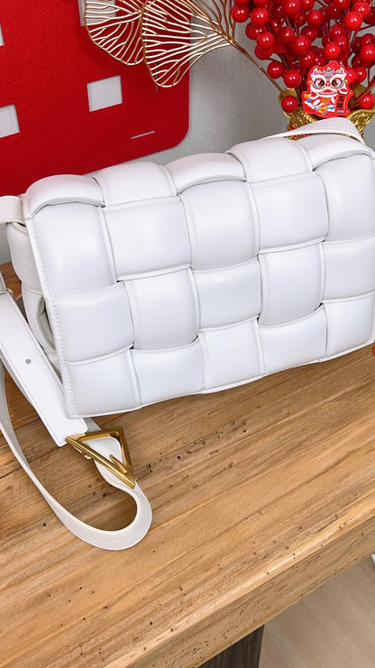 BV White Padded Casette