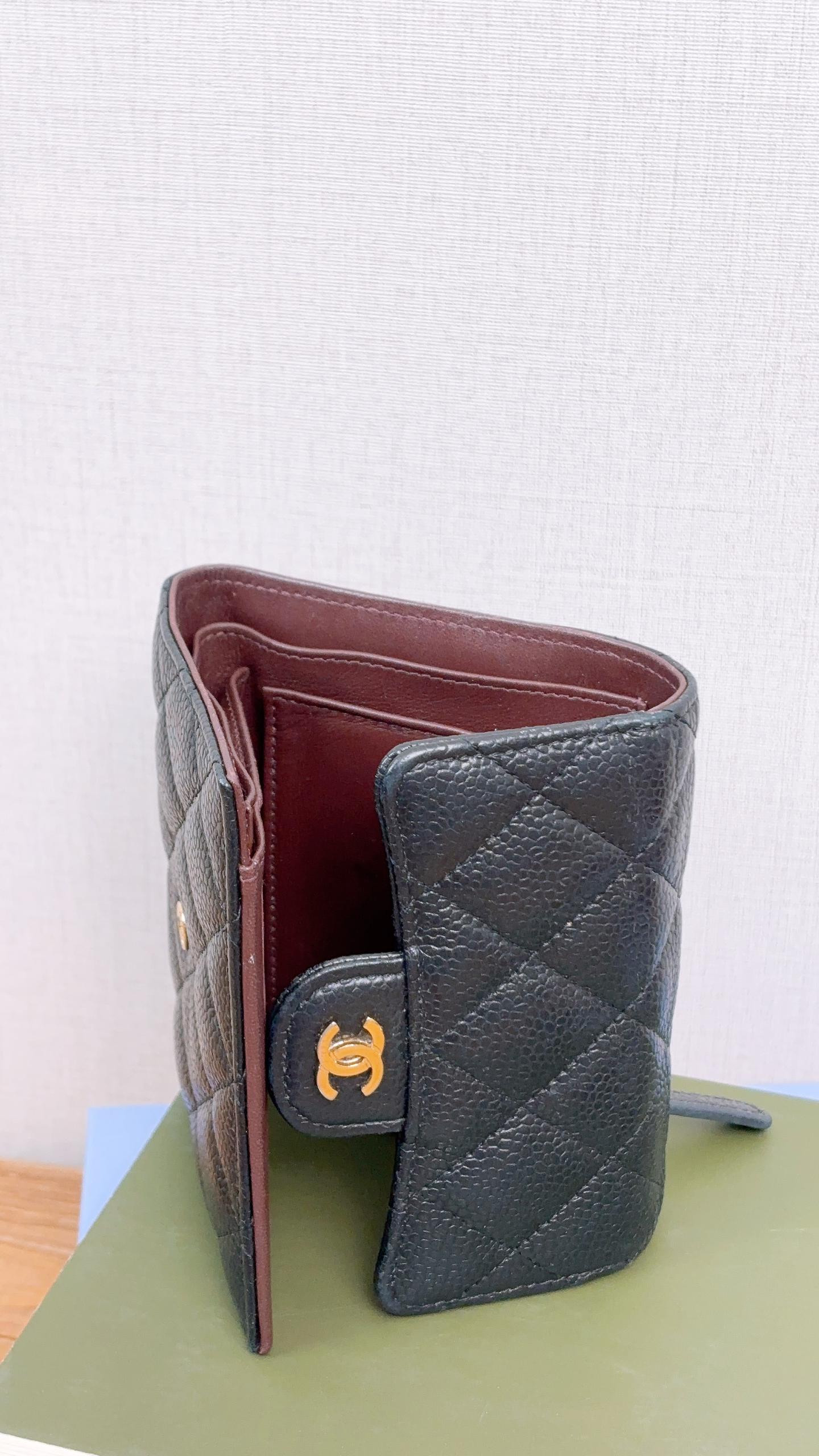 Chanel Black Caviar Classic Compact Wallet (GHW)