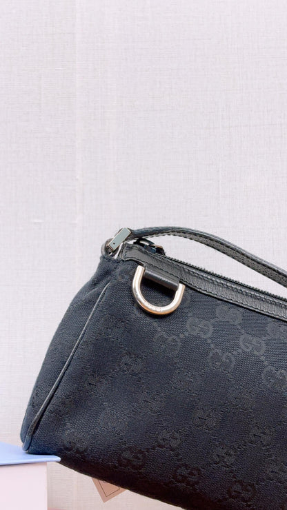 Gucci Black GG Canvas Abbey D-Ring Pochette