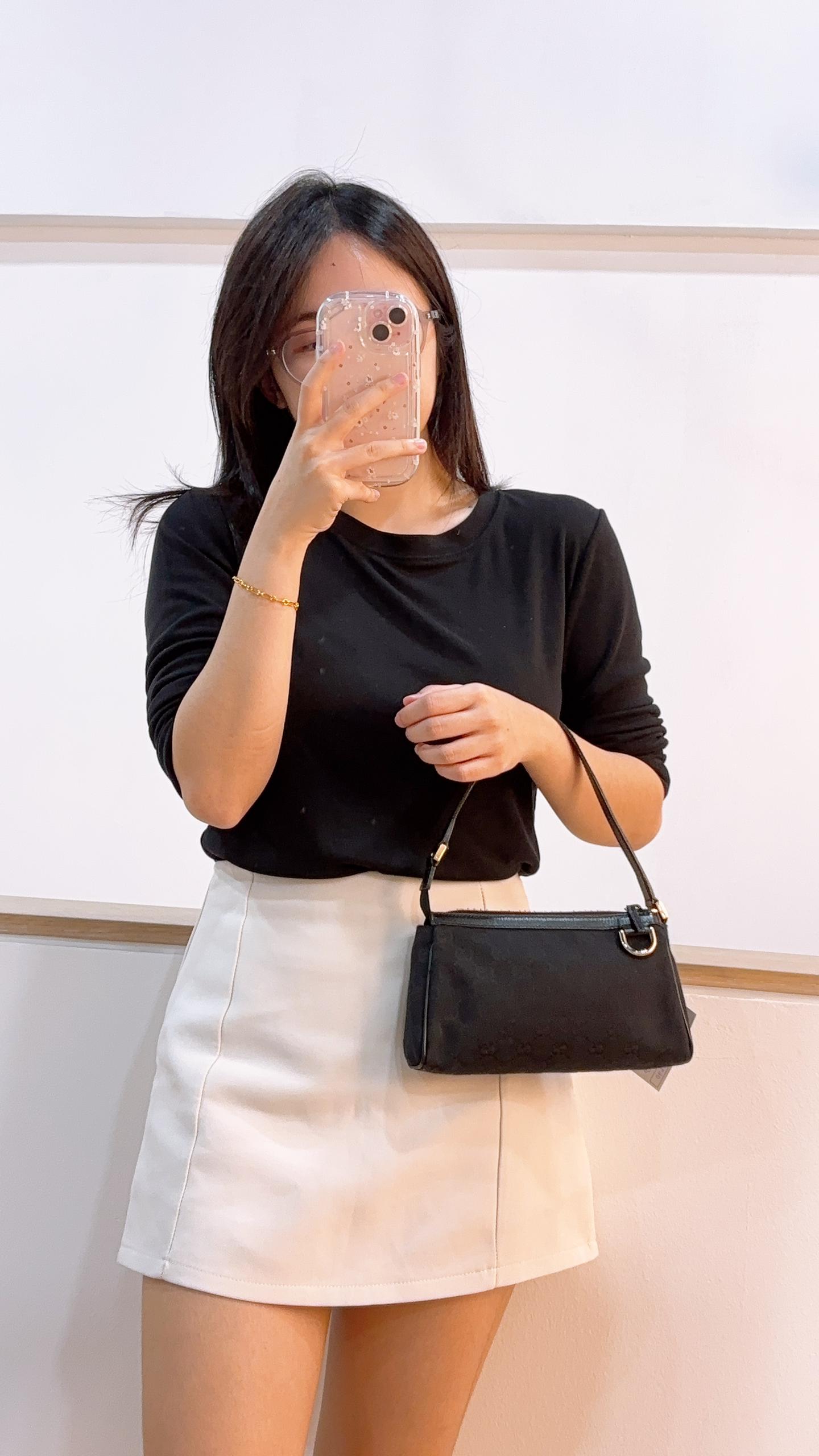 Gucci Black GG Canvas Abbey D-Ring Pochette