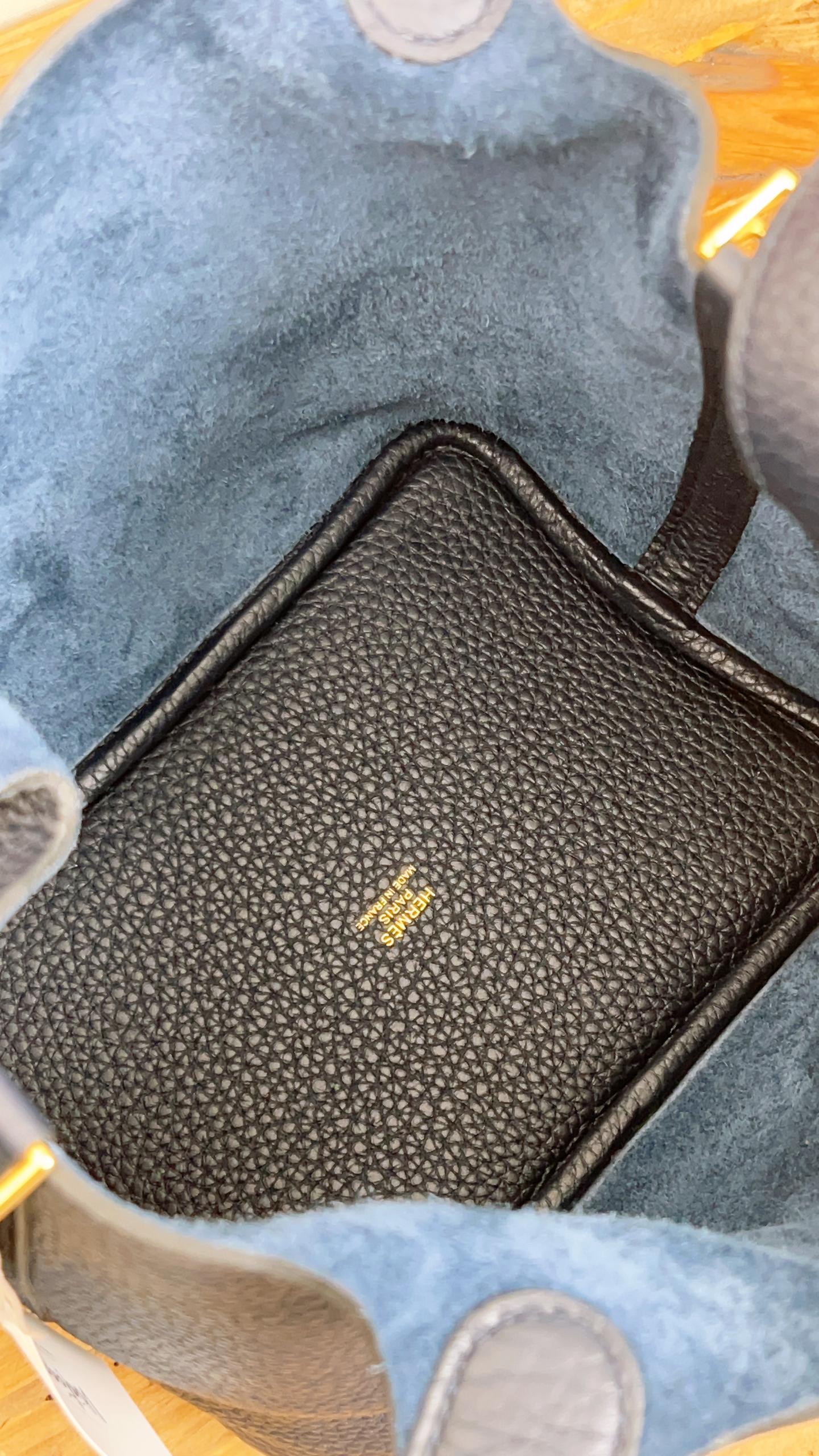 Hermes Blue Nuit Picotin 18 (GHW)