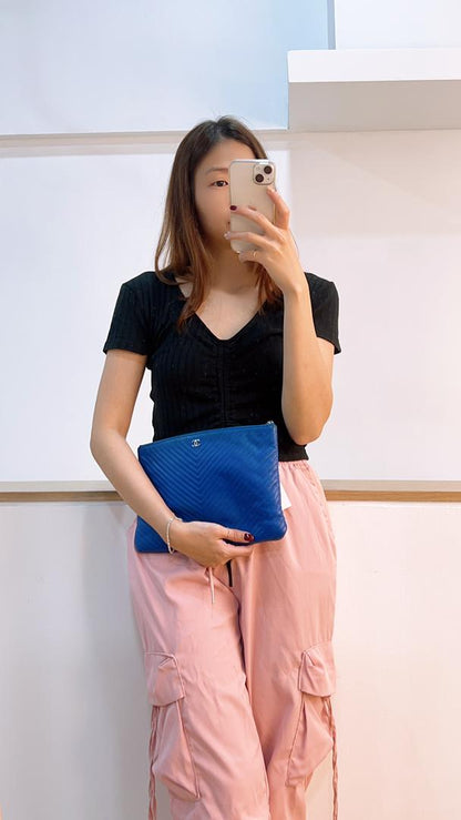 Chanel Blue Caviar Chevron Medium O’case (SHW)