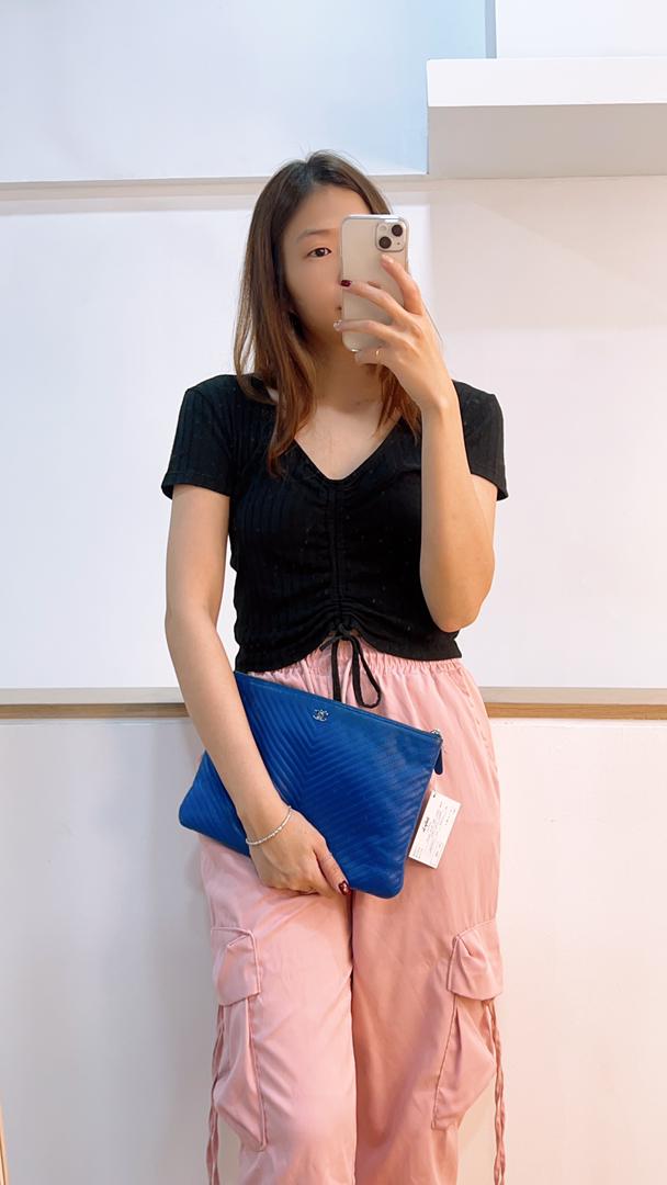 Chanel Blue Caviar Chevron Medium O’case (SHW)