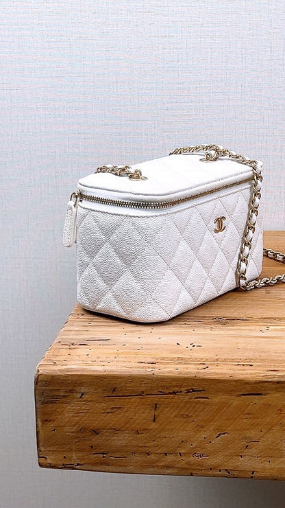 Chanel White Caviar Small Vanity Case (GHW)