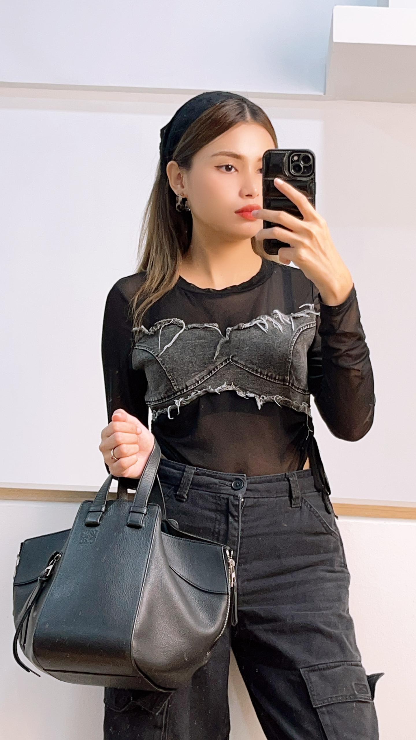 Loewe Black Hammock Small Leather Shoulder Bag