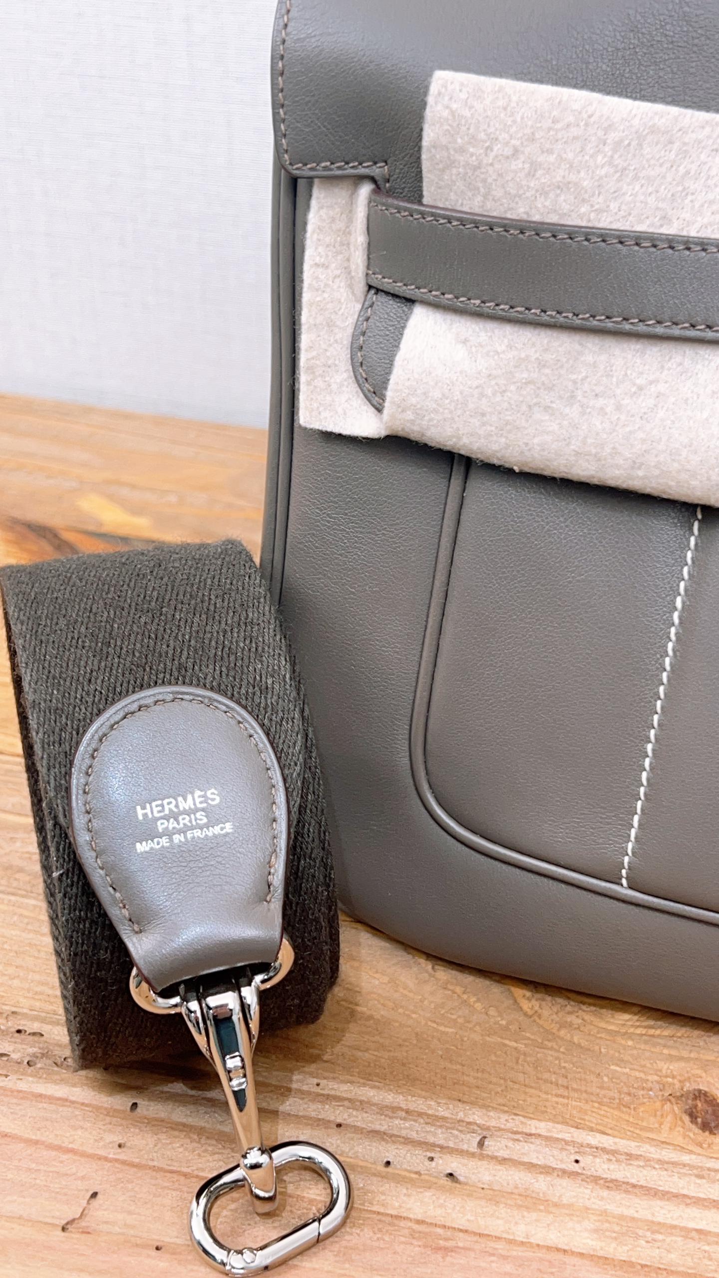 Hermes Etain Berline 28 Swift Leather