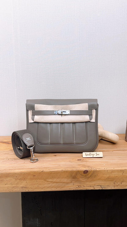 Hermes Etain Berline 28 Swift Leather