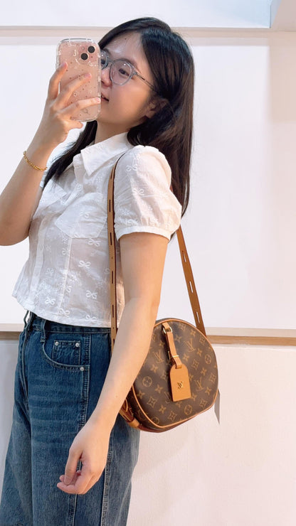 LV Monogram Boite Chapeau Souple MM