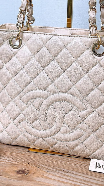Chanel Beige Caviar PST (GHW)