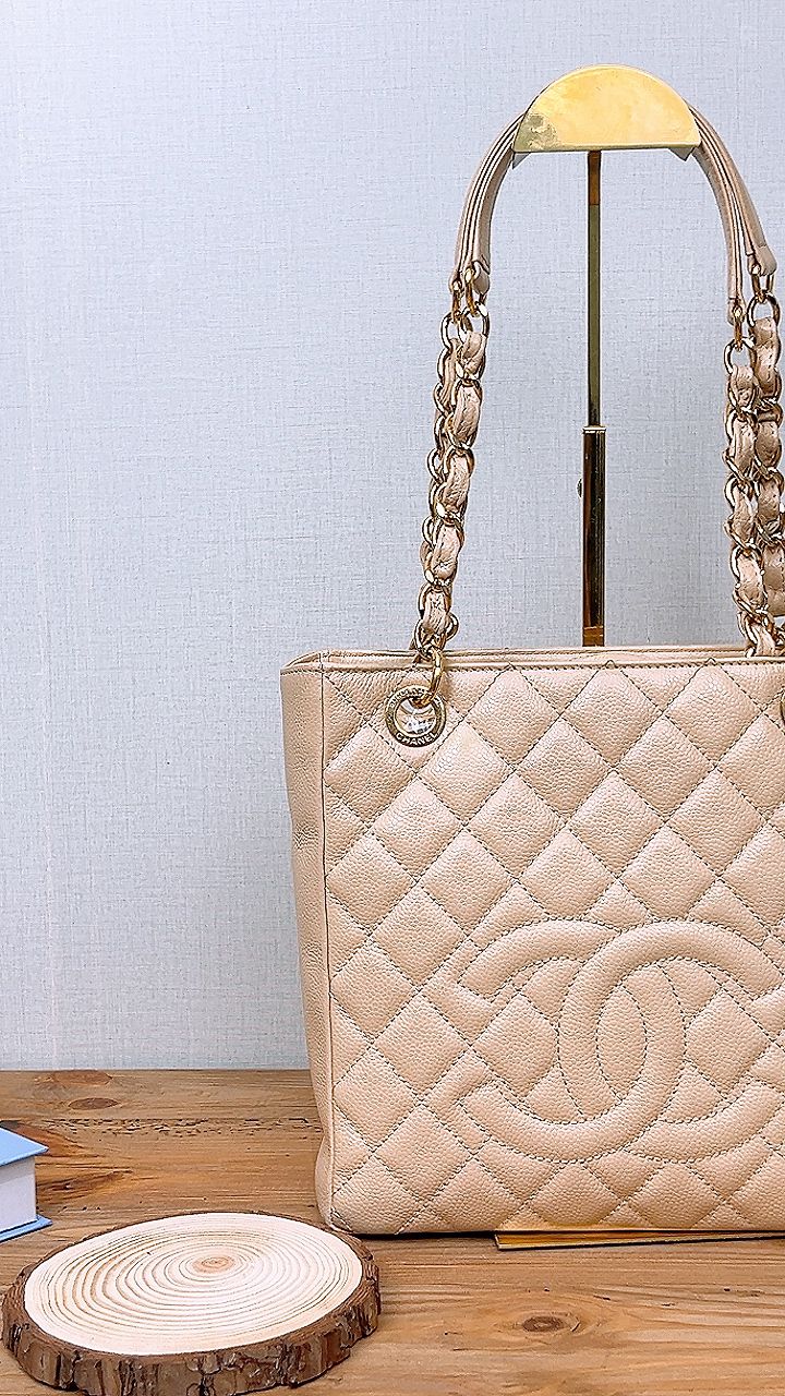 Chanel Beige Caviar PST (GHW)