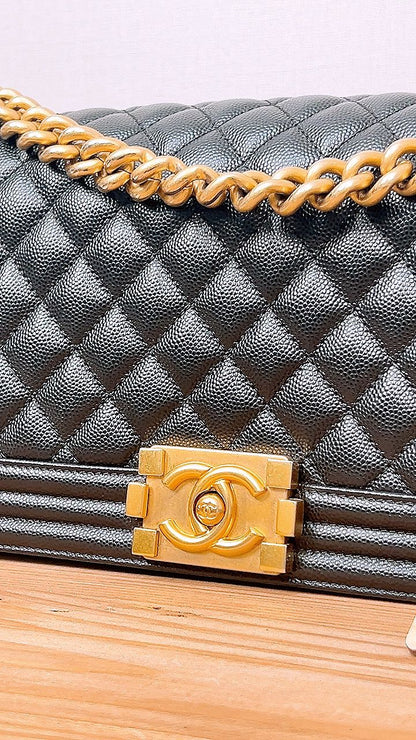 Chanel Black Caviar Old Medium Boy (GHW)