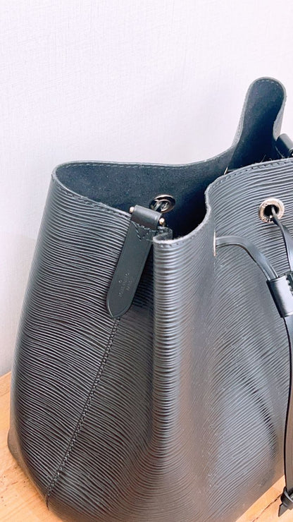 LV Black Epi Neo Noe MM