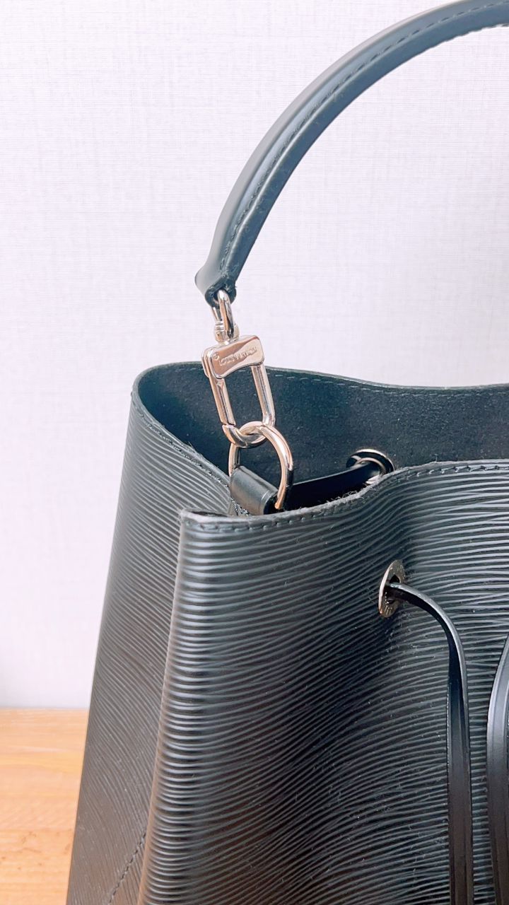 LV Black Epi Neo Noe MM