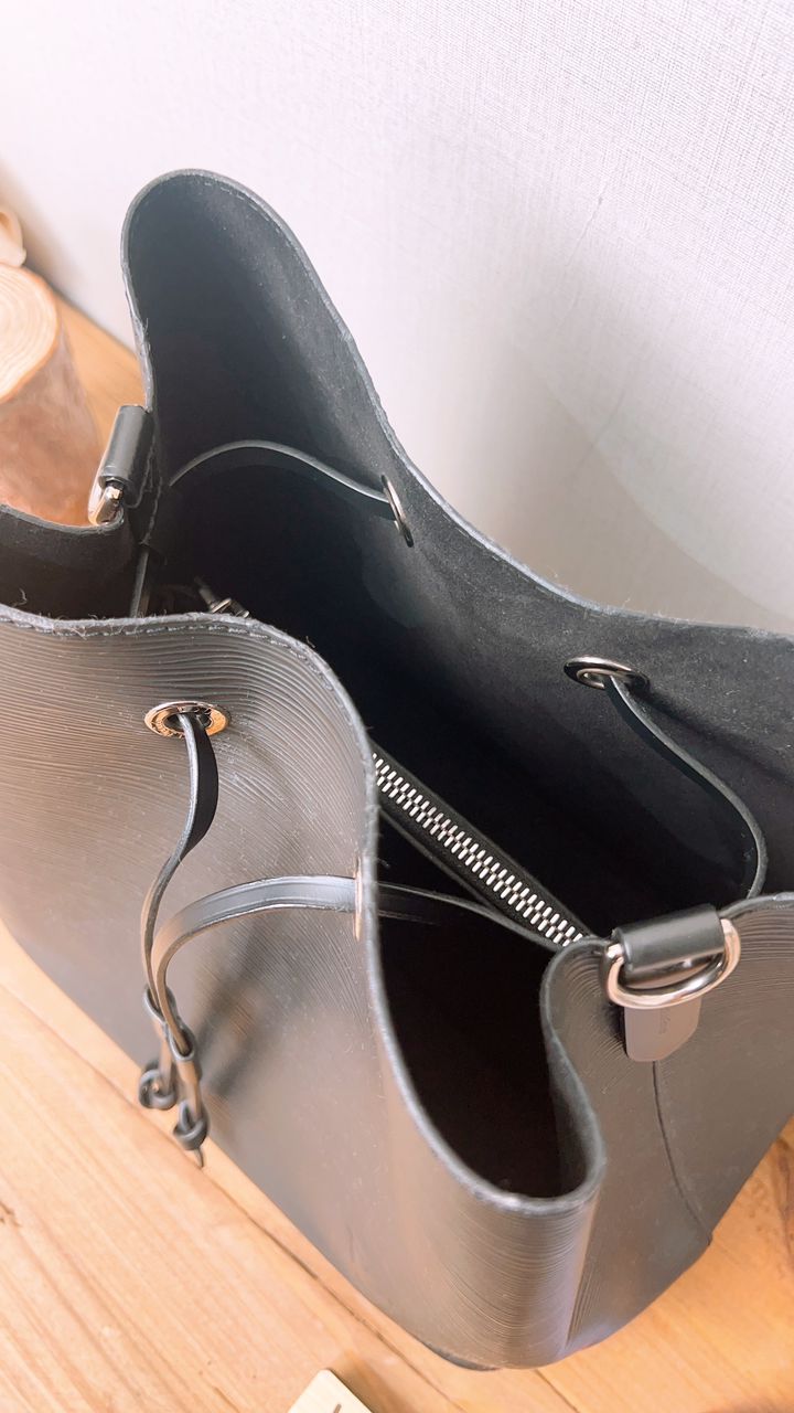 LV Black Epi Neo Noe MM