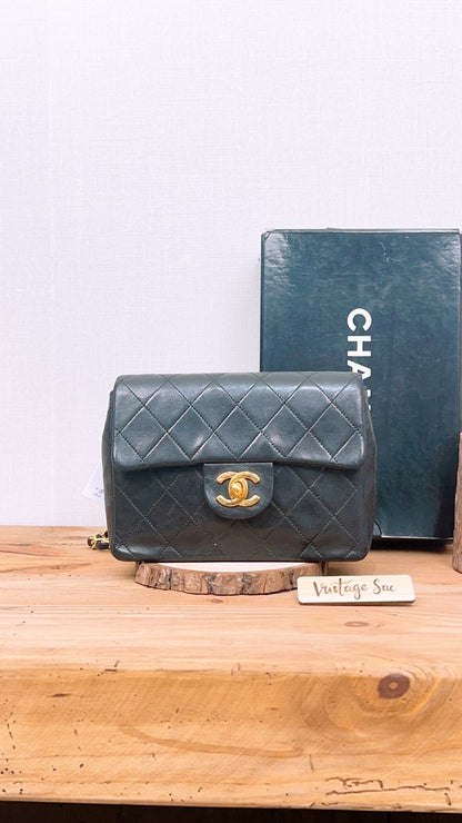 Chanel Black Lambskin Vintage Mini Square 17cm (GHW)