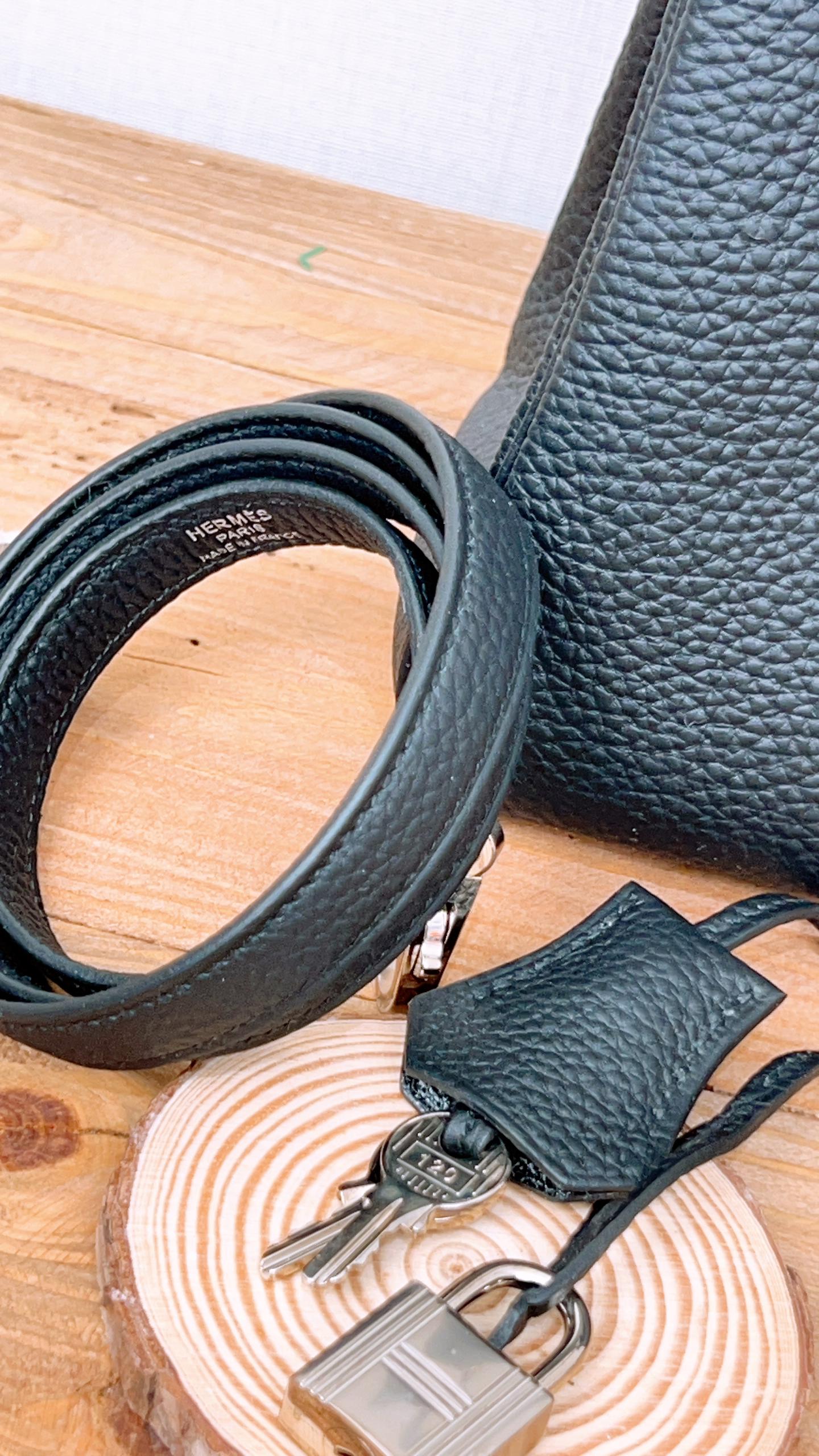 Hermes Togo Noir Kelly 25 (PHW)