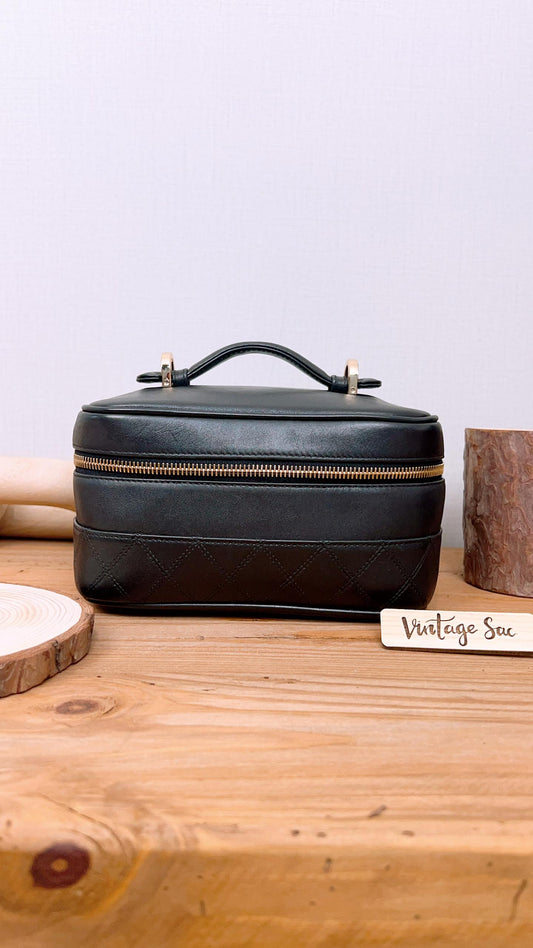 Chanel Black Lambskin Horizontal Vanity Case (GHW)