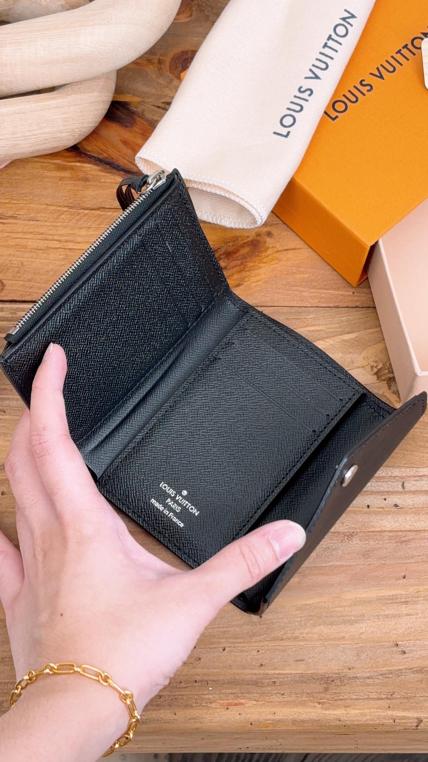 LV Black Epi Victorine Wallet