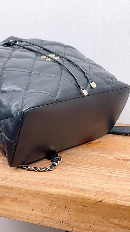 Chanel Black Lambskin Quilted Rucksack Drawstring Backpack (LGHW)