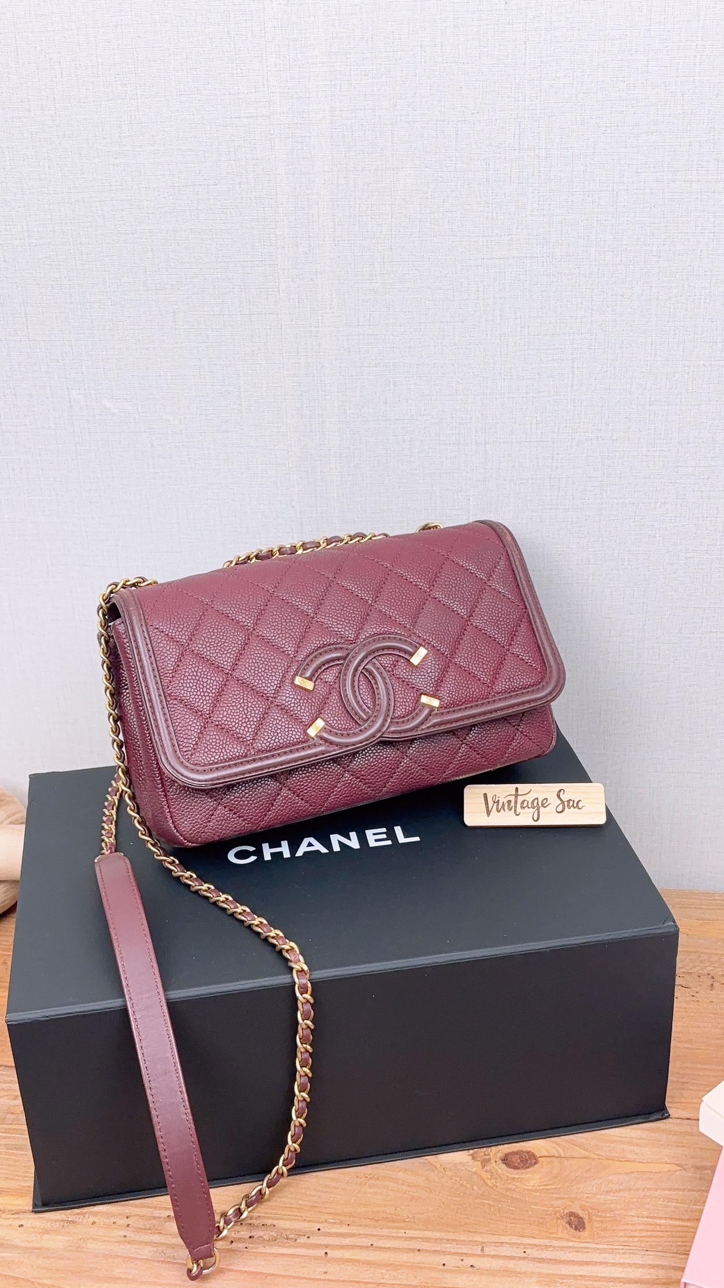 Chanel Burgundy Caviar Filigree Small Flap Bag (GHW)